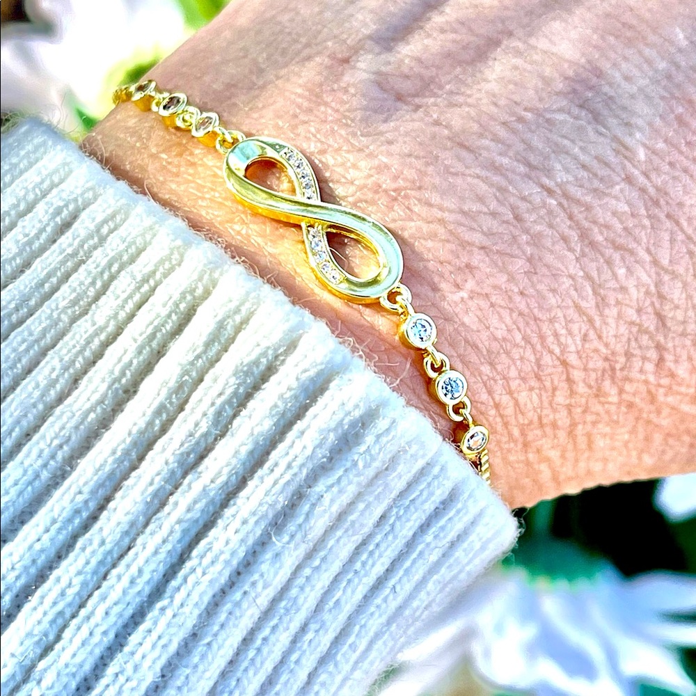 Gold Infinity Bracelet